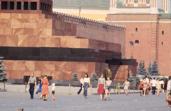 Москва &mdash; Сибирь &mdash; Япония в 1980 году